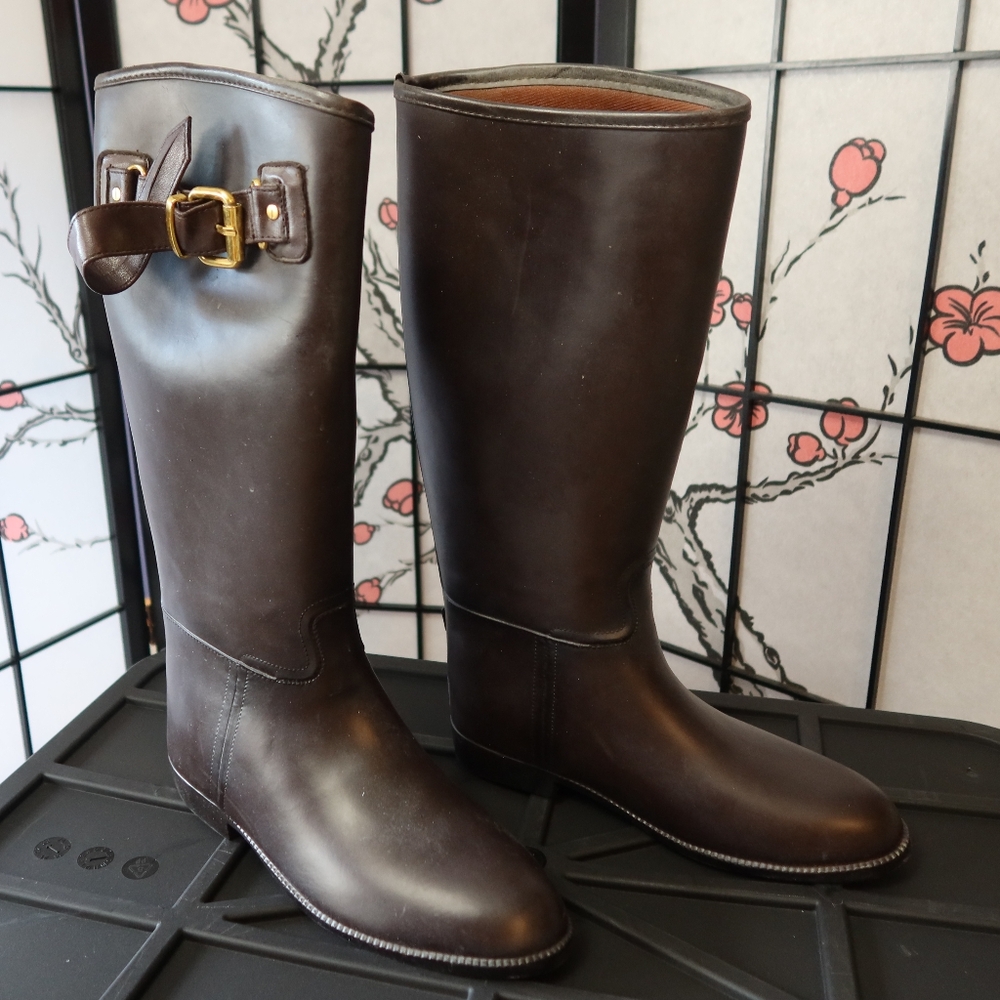Gorgeous Women's Chocolate Brown Riding Boots with Side Buckle Size 9
